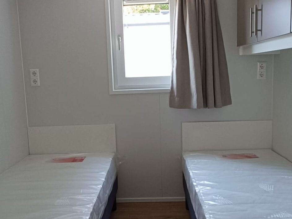 WhatsApp Image 2025-08-12 at 14.15.02 (1)