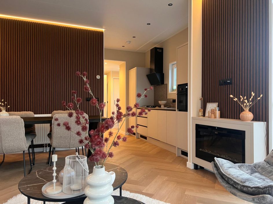 WhatsApp Image 2025-12-18 at 10.31.49 (7)